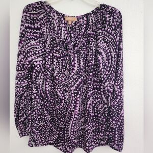 Ellen Tracy Womens Blouse SZ XL
Black Purple TePurple and Black Patterned Blouse